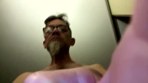 Snapshot of toddmacg chatting on February 2, 2026, 5:39 am toddmacg online show from February 2, 2026, 5:39 am