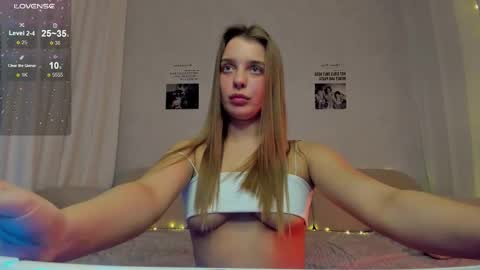 Snapshot of toffeepads chatting on January 9, 2026, 8:10 pm Liza online show from January 9, 2026, 8:10 pm