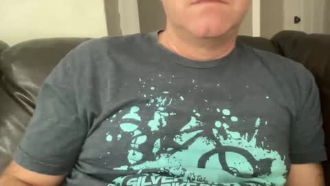 Snapshot of toggaman chatting on December 31, 2024, 9:39 pm Joshua1983 online show from December 31, 2024, 9:39 pm