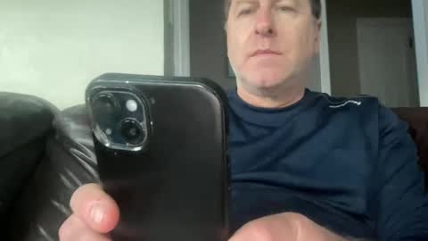 Snapshot of toggaman chatting on January 2, 2025, 11:06 pm Joshua1983 online show from January 2, 2025, 11:06 pm