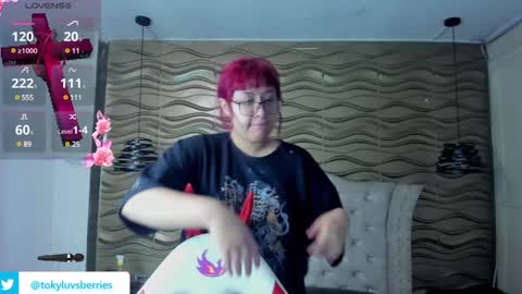 Snapshot of toky_doll chatting on January 3, 2025, 7:18 pm toky         online show from January 3, 2025, 7:18 pm