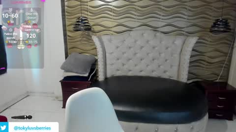 Snapshot of toky_doll chatting on January 28, 2025, 7:21 pm toky         online show from January 28, 2025, 7:21 pm