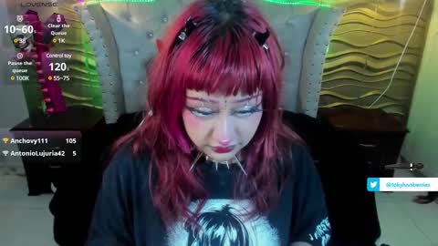 Snapshot of toky_doll chatting on February 11, 2025, 11:01 pm toky         online show from February 11, 2025, 11:01 pm