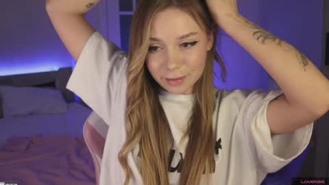 tokyo_n online show from January 28, 2025, 12:05 am