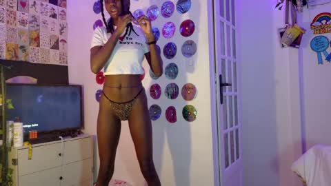 Snapshot of tokyo_wld chatting on January 16, 2025, 9:40 pm Athena Fantasy online show from January 16, 2025, 9:40 pm