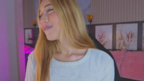 Snapshot of tokyoluu chatting on October 6, 2025, 10:18 pm tokyoluu online show from October 6, 2025, 10:18 pm