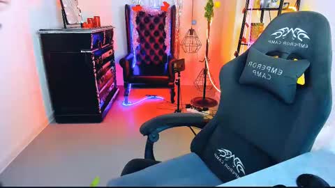 Tolli Moll online show from December 27, 2024, 9:17 am