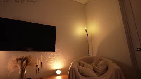 Sage. TG channel  online show from December 19, 2025, 5:58 am