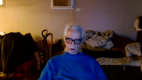 tom112292014 online show from October 25, 2025, 7:52 pm