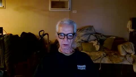 tom112292014 online show from April 2, 2026, 10:57 am