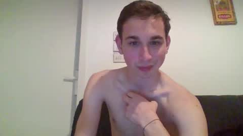 Snapshot of tom13474745 chatting on March 8, 2026, 8:23 pm Tom online show from March 8, 2026, 8:23 pm