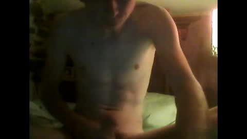 Snapshot of tom13474745 chatting on April 9, 2026, 9:42 pm Tom online show from April 9, 2026, 9:42 pm