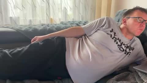 Tom online show from February 21, 2026, 9:10 am