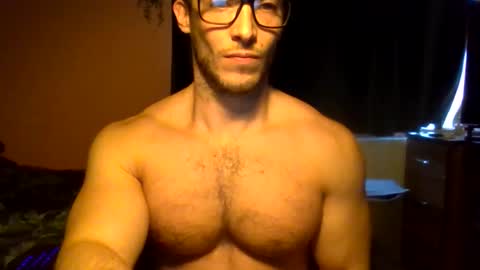 tom90ukx online show from November 28, 2025, 3:36 pm