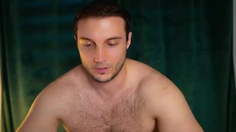 Tom online show from June 2, 2026, 5:26 pm