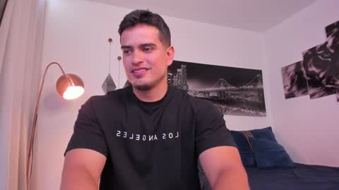 Snapshot of tom_mckleein chatting on December 22, 2024, 5:53 pm TOM MCKLEEIN instagram online show from December 22, 2024, 5:53 pm