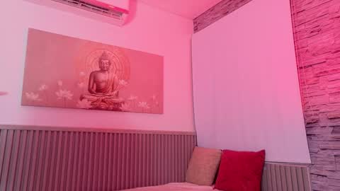 Tom muscle1 online show from December 16, 2025, 11:37 am