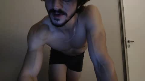 Snapshot of tom_show chatting on January 17, 2025, 4:17 am tom_show online show from January 17, 2025, 4:17 am