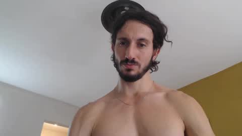 Snapshot of tom_show chatting on February 3, 2025, 5:03 pm tom_show online show from February 3, 2025, 5:03 pm