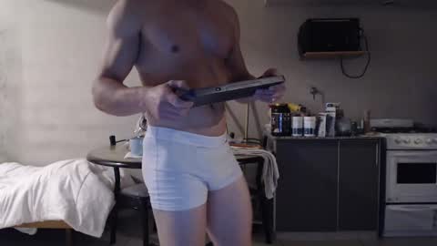 Snapshot of tom_show chatting on October 27, 2025, 10:25 pm tom_show online show from October 27, 2025, 10:25 pm