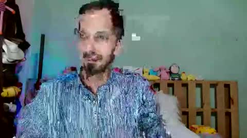 Snapshot of tomas_gerauld chatting on January 8, 2026, 10:01 pm tomas gerauld. make me happy with 10000 tokens online show from January 8, 2026, 10:01 pm