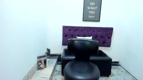 Snapshot of tomboy_natali chatting on May 16, 2026, 1:02 am IAN SAYD online show from May 16, 2026, 1:02 am