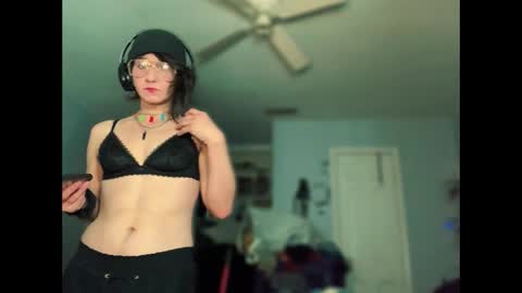 tomboy_titties online show from January 14, 2026, 7:36 am