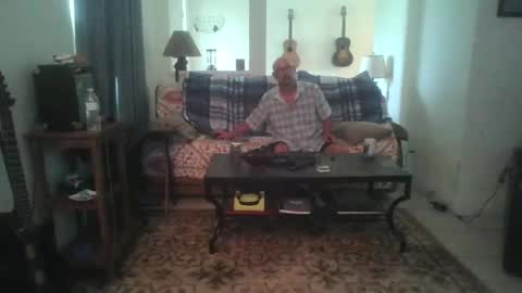 sirmuggsalot online show from November 26, 2025, 7:04 pm