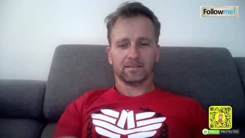 Snapshot of tomhardic chatting on October 15, 2025, 8:14 am TOM online show from October 15, 2025, 8:14 am