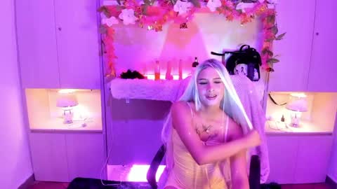 Snapshot of tomiedark_ chatting on May 30, 2026, 3:58 am KAELANI online show from May 30, 2026, 3:58 am
