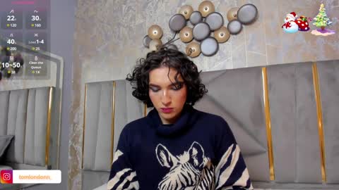 Snapshot of tomlondon_ chatting on January 12, 2025, 12:01 pm online show from January 12, 2025, 12:01 pm