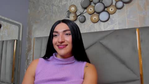 Snapshot of tomlondon_ chatting on January 24, 2025, 3:55 pm online show from January 24, 2025, 3:55 pm