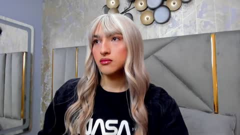 Snapshot of tomlondon_ chatting on January 29, 2025, 11:51 am online show from January 29, 2025, 11:51 am
