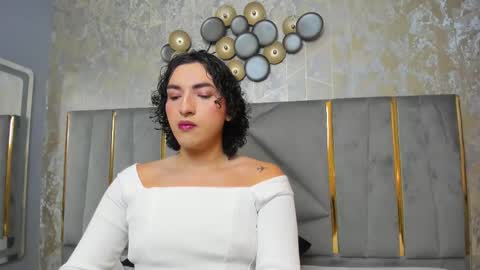 Snapshot of tomlondon_ chatting on February 23, 2025, 11:44 am online show from February 23, 2025, 11:44 am