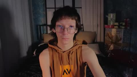 Tommie online show from November 30, 2025, 5:11 am