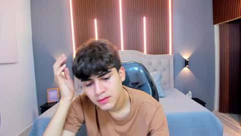 Tommy  online show from September 20, 2025, 3:40 am