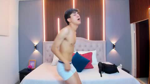 Tommy  online show from March 8, 2026, 3:32 am