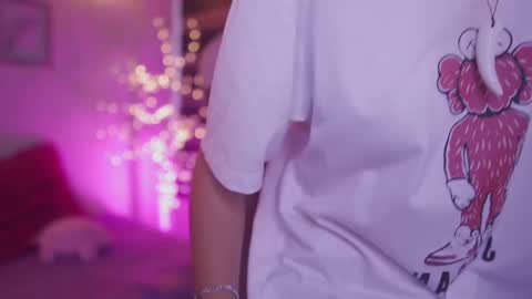 Blue  online show from March 3, 2025, 6:22 pm