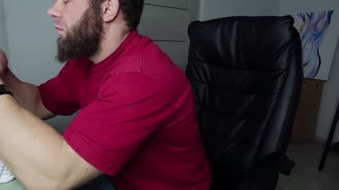 Snapshot of tommy_burnzzz chatting on December 30, 2024, 4:31 am tommy burnzzz online show from December 30, 2024, 4:31 am