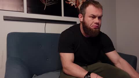 Snapshot of tommy_burnzzz chatting on February 3, 2025, 3:09 am tommy burnzzz online show from February 3, 2025, 3:09 am