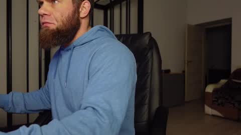 Snapshot of tommy_burnzzz chatting on February 16, 2025, 5:37 am tommy burnzzz online show from February 16, 2025, 5:37 am