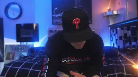 Snapshot of tommy_knuckles chatting on January 2, 2025, 12:35 pm Tommy online show from January 2, 2025, 12:35 pm