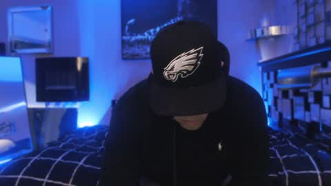 Snapshot of tommy_knuckles chatting on January 22, 2025, 7:35 am Tommy online show from January 22, 2025, 7:35 am