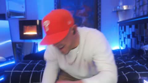 Snapshot of tommy_knuckles chatting on January 25, 2025, 9:47 am Tommy online show from January 25, 2025, 9:47 am