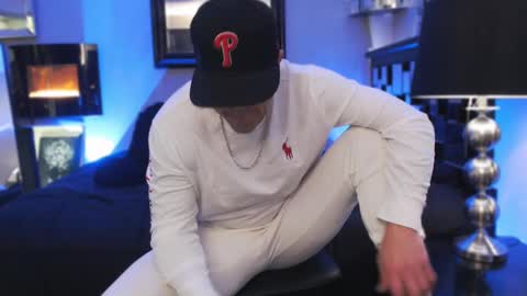 Snapshot of tommy_knuckles chatting on February 12, 2025, 7:45 pm Tommy online show from February 12, 2025, 7:45 pm