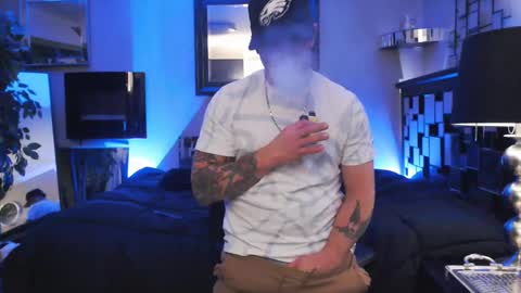 Snapshot of tommy_knuckles chatting on February 16, 2025, 8:54 am Tommy online show from February 16, 2025, 8:54 am