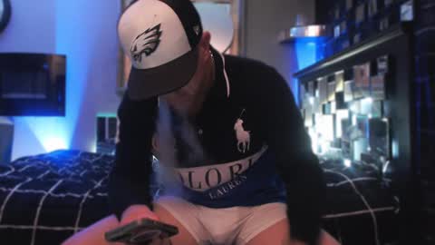 Snapshot of tommy_knuckles chatting on October 20, 2025, 9:21 am Tommy online show from October 20, 2025, 9:21 am