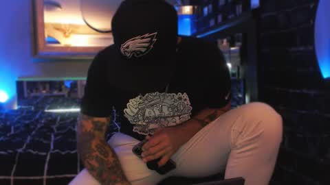 Snapshot of tommy_knuckles chatting on October 26, 2025, 9:04 am Tommy online show from October 26, 2025, 9:04 am