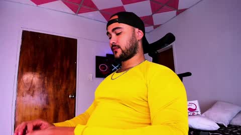 tommy_sccott online show from December 23, 2024, 2:56 am