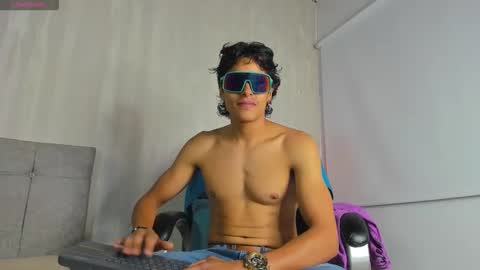 tommyhot7 online show from June 9, 2026, 8:20 pm